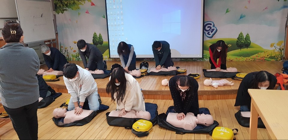 어린이 CPR 체험 — 학교 연계 진로체험